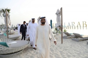 100.000 درهم حق عضویت سالانه استراحت گاه ساحلی برج العرب