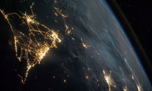 یک فضانورد یک عکس فضایی از عمارات متحده عربی توییت کرد