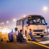 ممنوعیت توقف در حاشیه جاده برای اقامه نماز در دبی