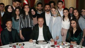 حواشی مراسم ازدواج مسعود اوزیل در استانبول ترکیه؛ از حضور رئیس جمهور ترکیه تا اقدامی بشردوستانه