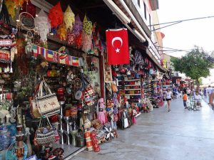 بهترین بازارها و مراکز خرید کوش آداسی ترکیه را بشناسید