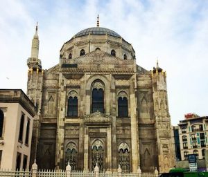 محله آکسارای لالعلی و بازار عمده فروشی استانبول را بشناسید