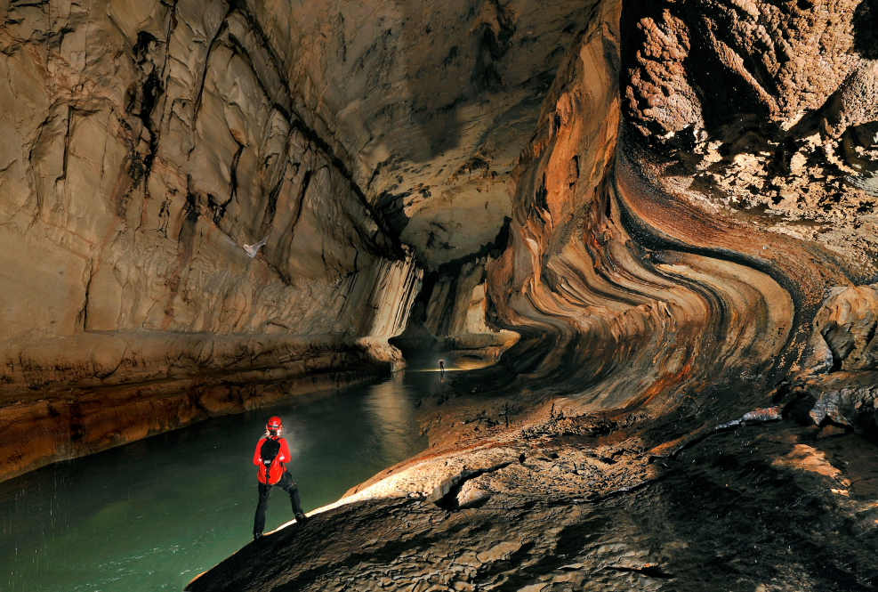 معرفی بهترین و زیباترین غارهای مالزی