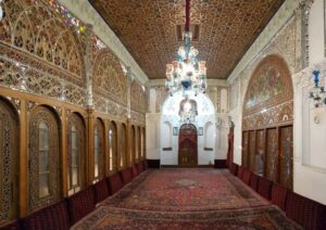 حسینیه امینی ها ی قزوین،عمارت تاریخی خاندان امینی